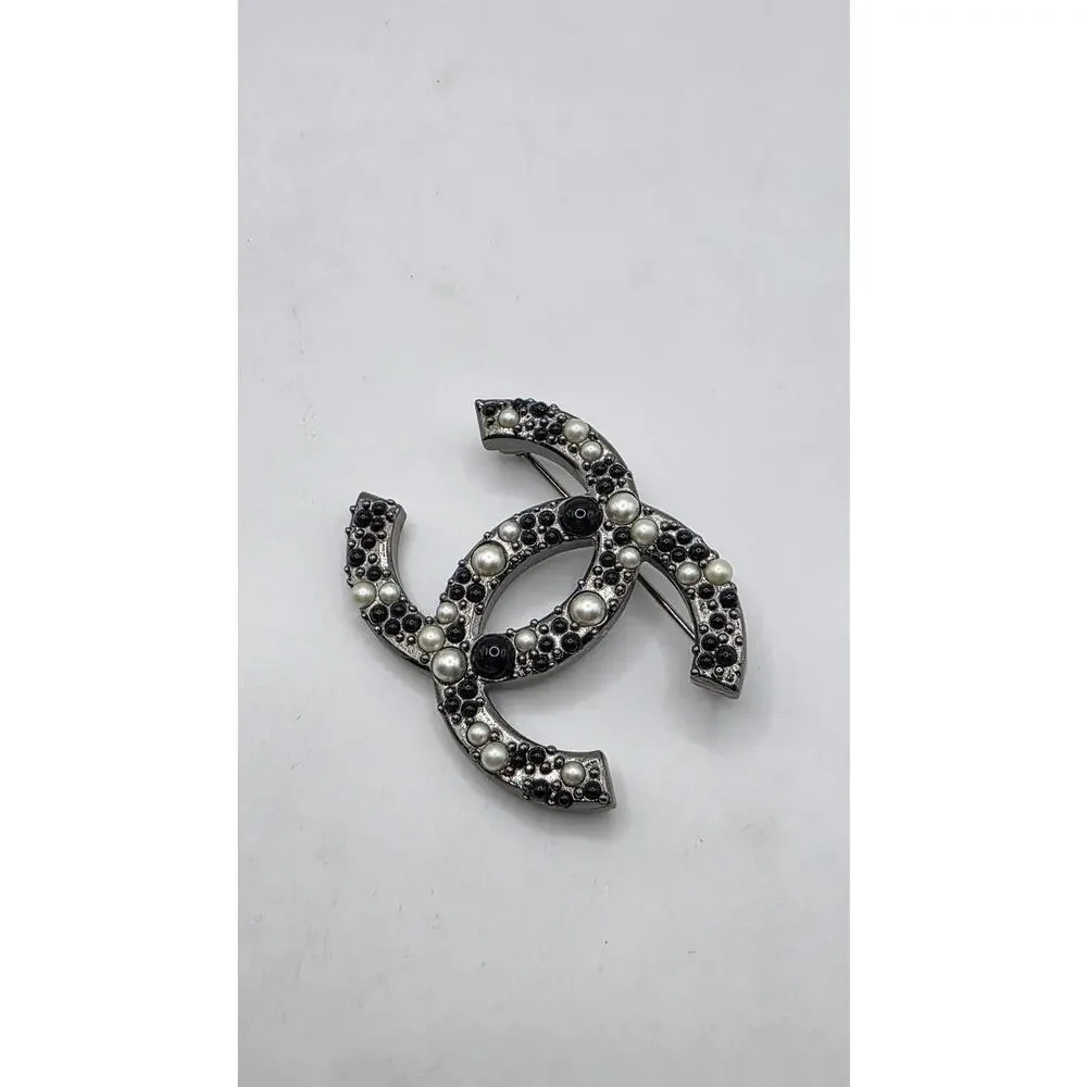 Chanel Silver-tone Faux Pearl Resin Interlocking CC Pin Brooch